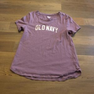 Old navy tee